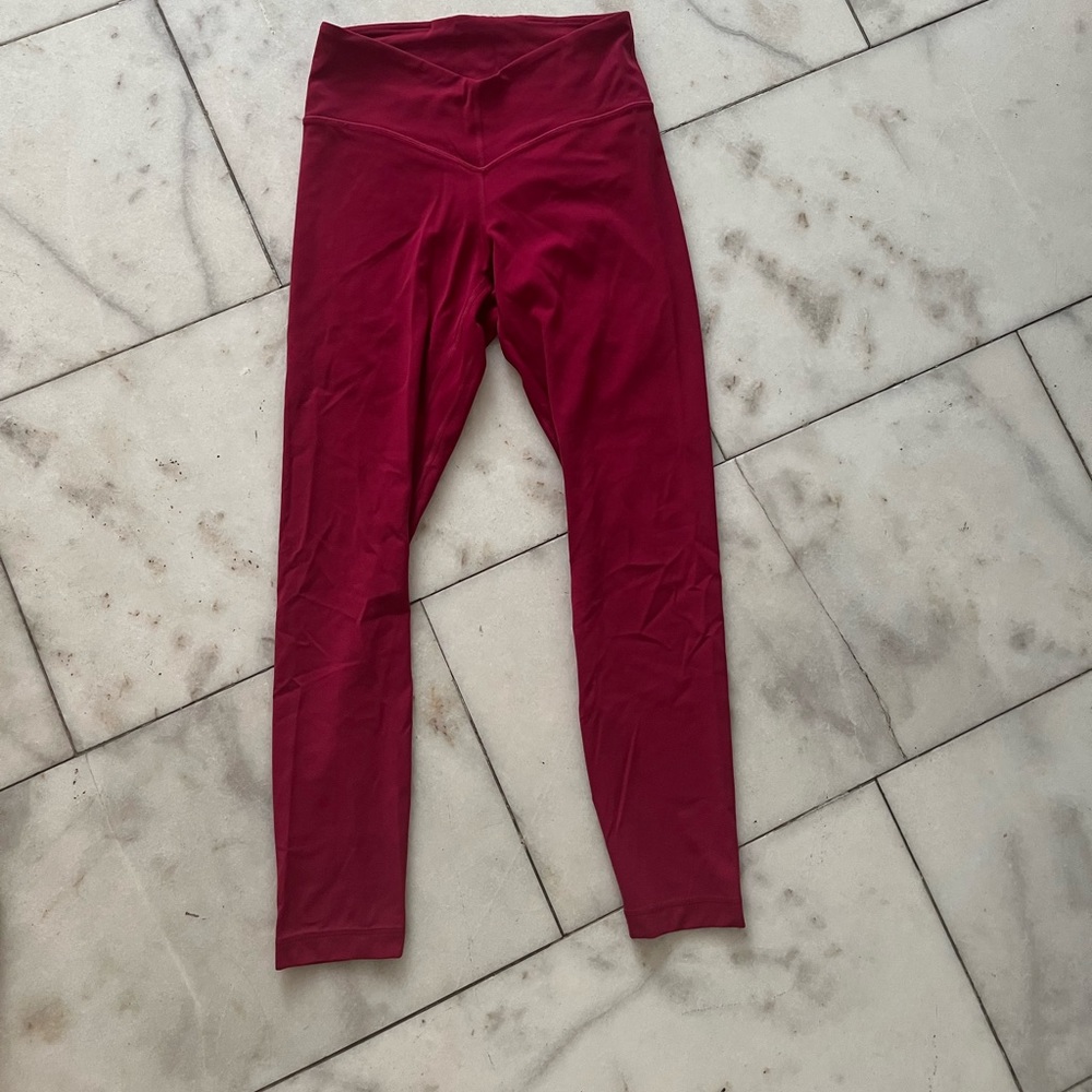 V align leggings lululemon size 6